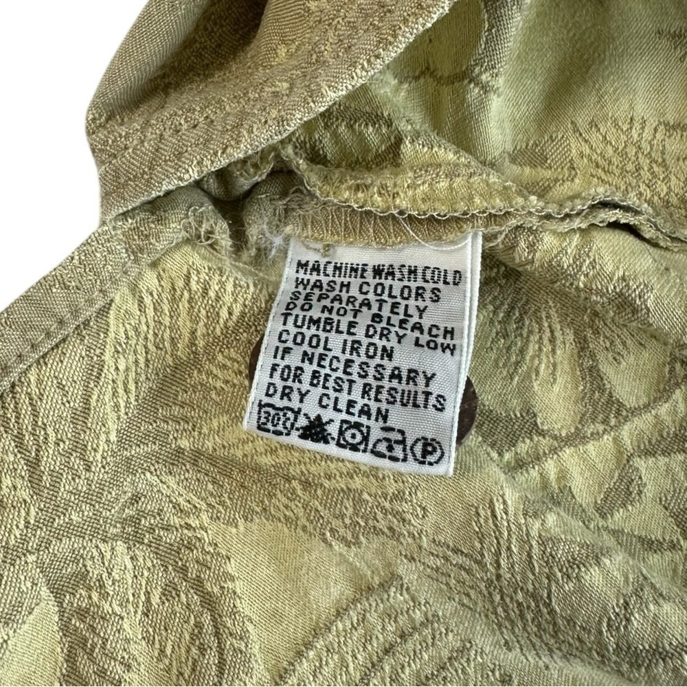 Tommy Bahama Men's 100% Silk Hawaiian Camp Short Sleeve Shirt Size Small - Picture 5 of 8